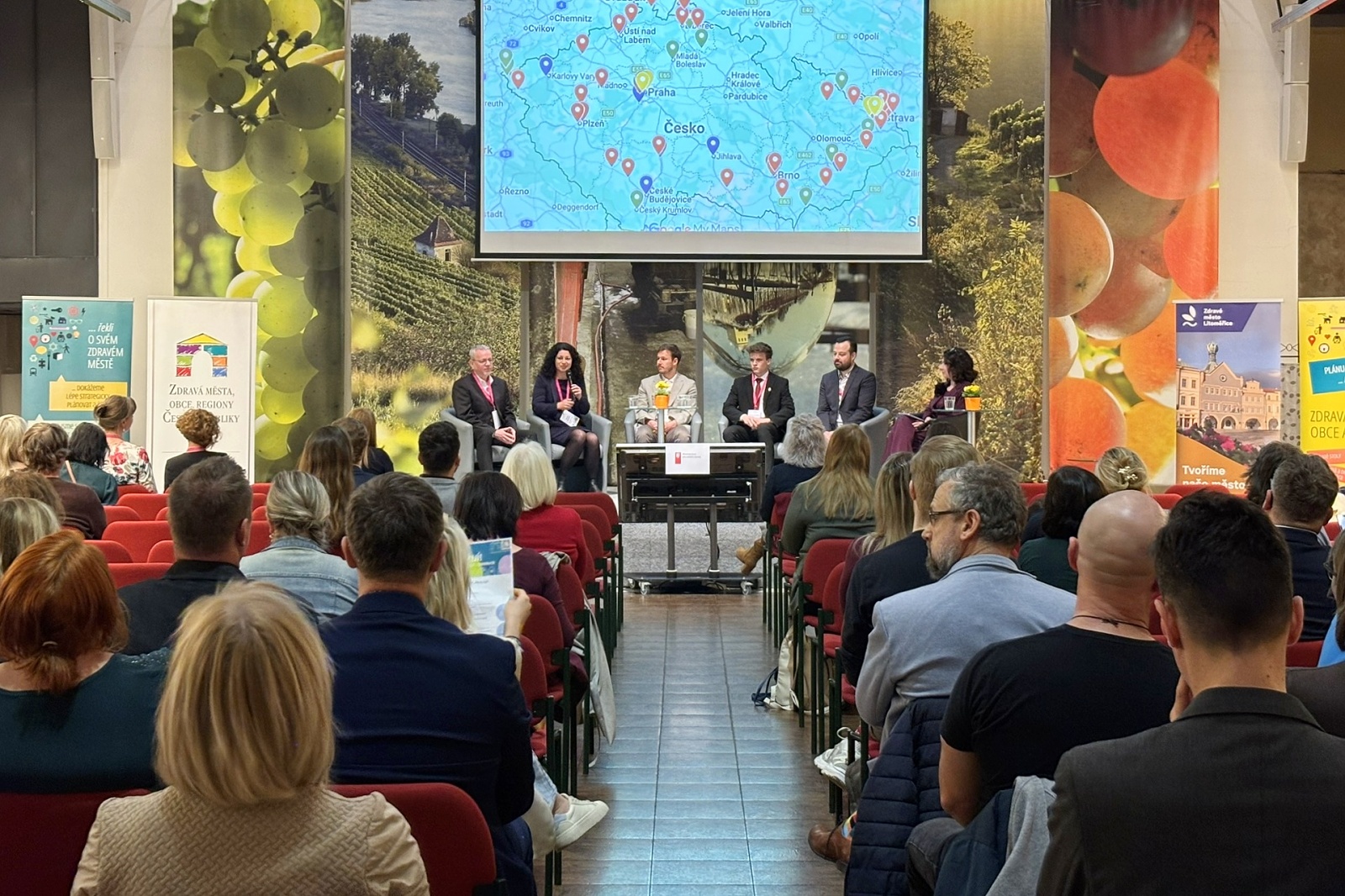 konference v hradu