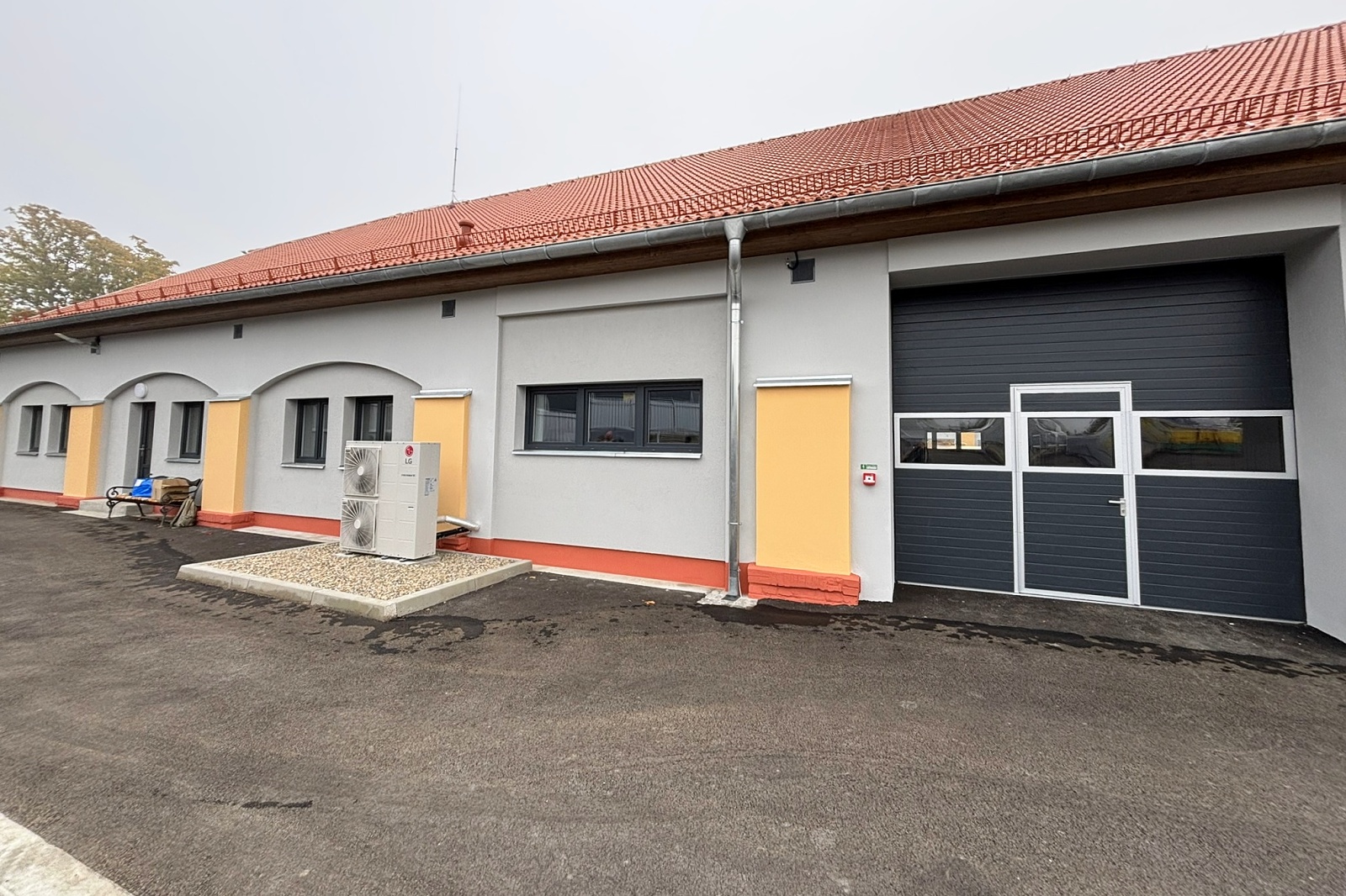 budova reuse centra 